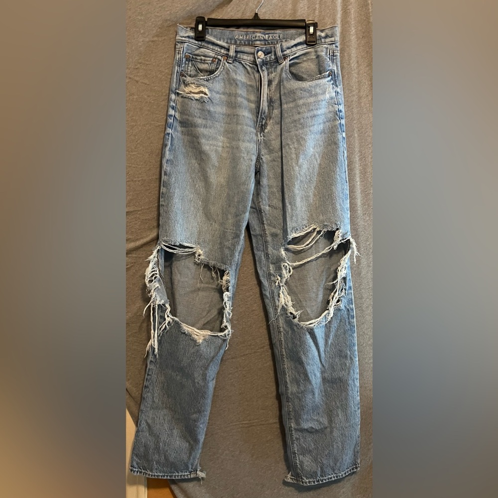 American Eagle High Rise Baggy Straight Jeans